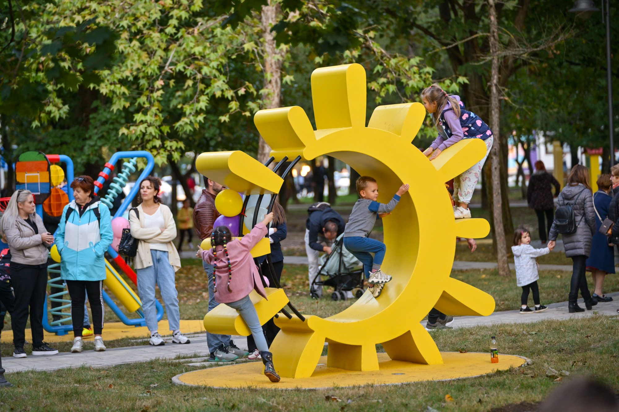 JOŠ JEDNA ZELENA OAZA U GRADU Banjaluka dobila Ćirilični park (FOTO)