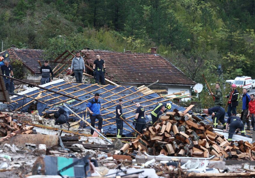 Srbija među prvima pružila pomoć opštinama Federacije koje su zahvaćene poplavama