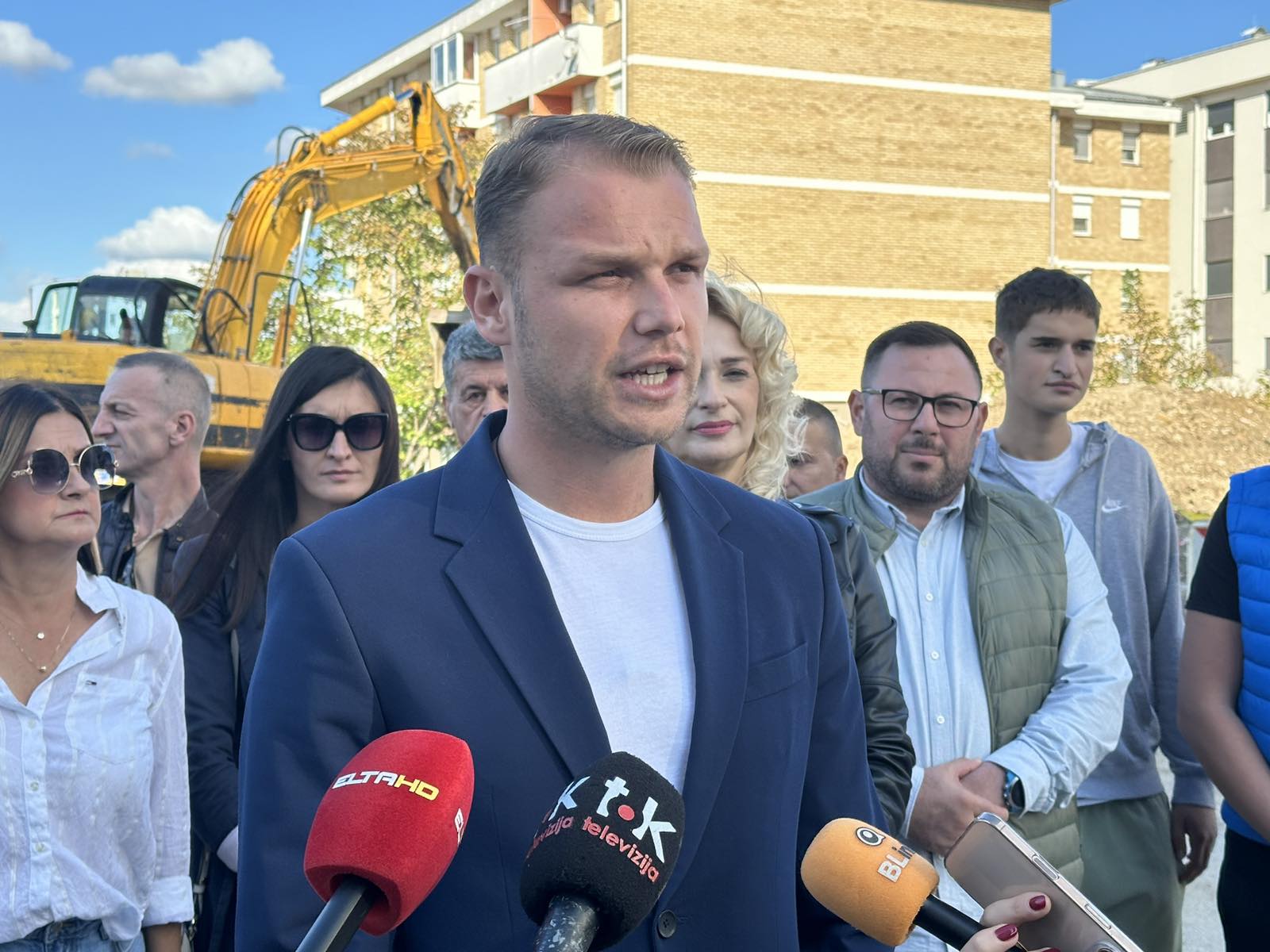 Vrijednost projekta 1,2 miliona maraka: Stanivuković obišao radove na izgradnji vrelovoda (FOTO)