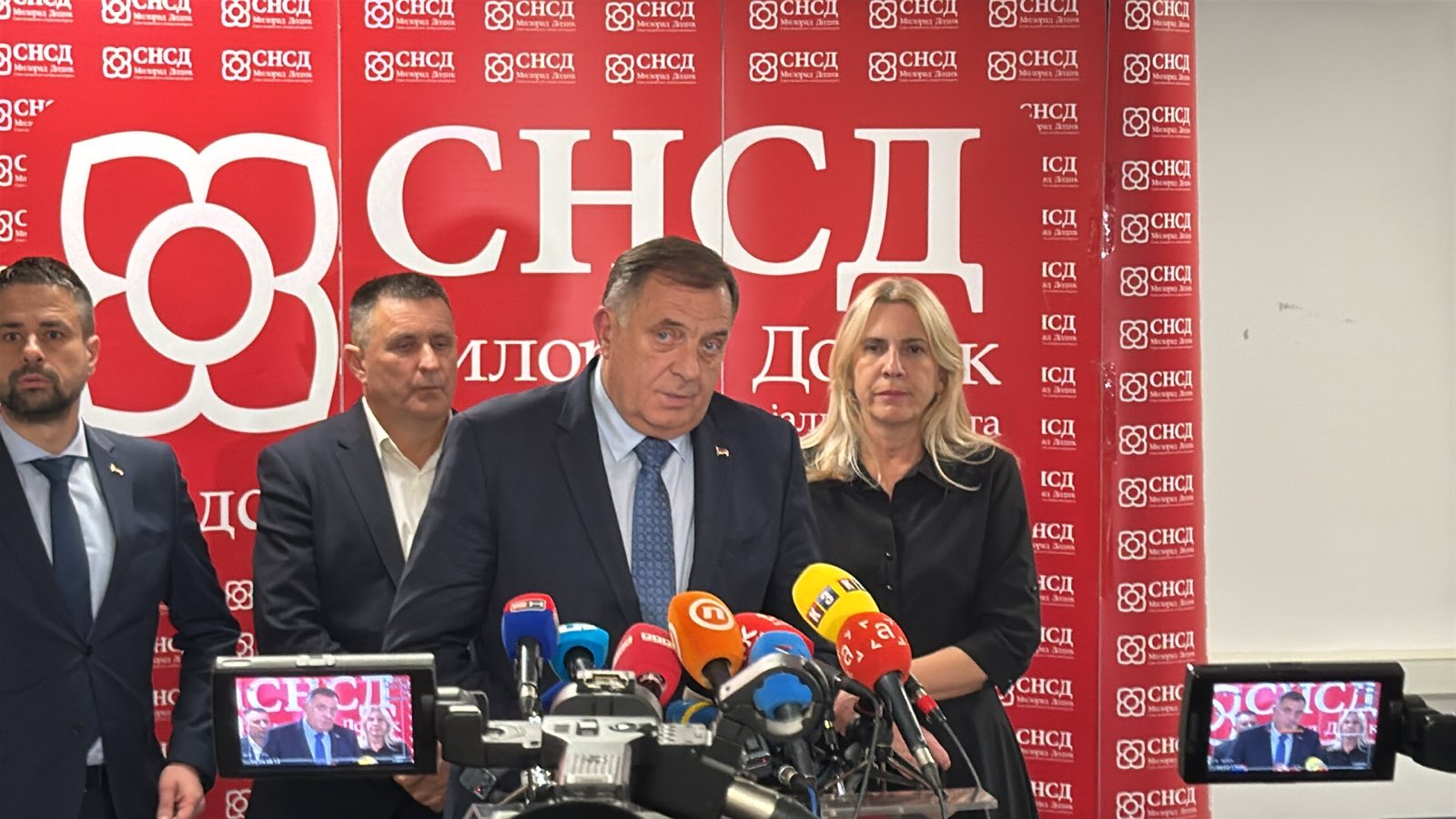 DODIK BIRA ODBORNIKE! Kandidati koji su bili na listi SNSD-a za lokalne izbore u Banjaluci POTPISAĆE IZJAVU O OSTAVCI!