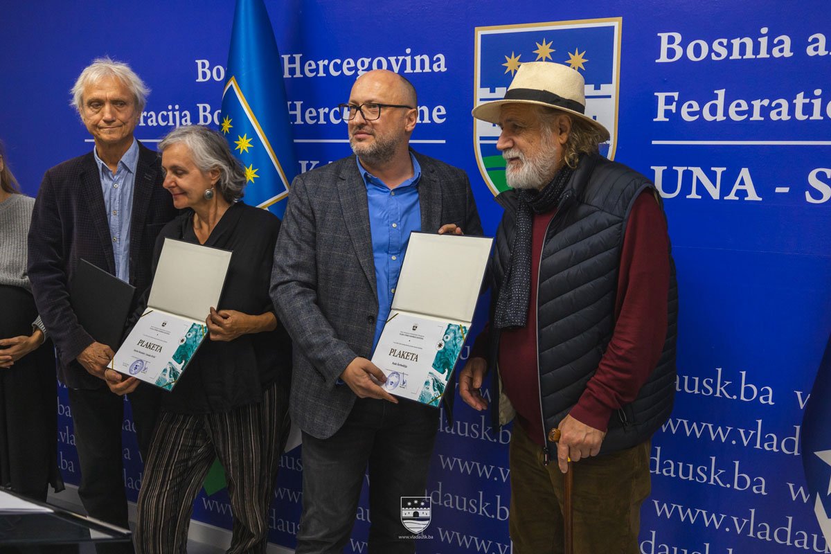 Borci za zaštitu Une: Priznanja Rundeku, Šerbedžiji i Kekinu