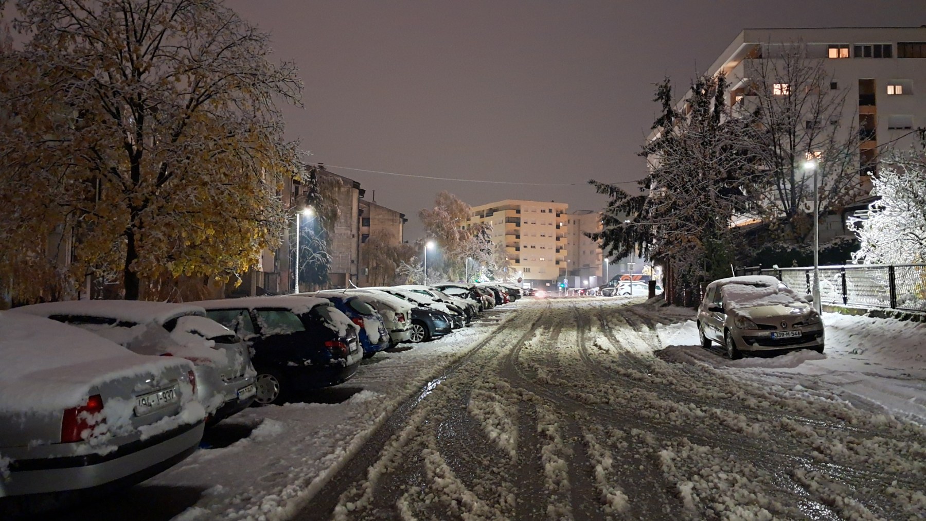 Ni apeli nisu urodili plodom: Brojni vozači u Banjaluci “zaglavljeni” zbog ljetnih guma