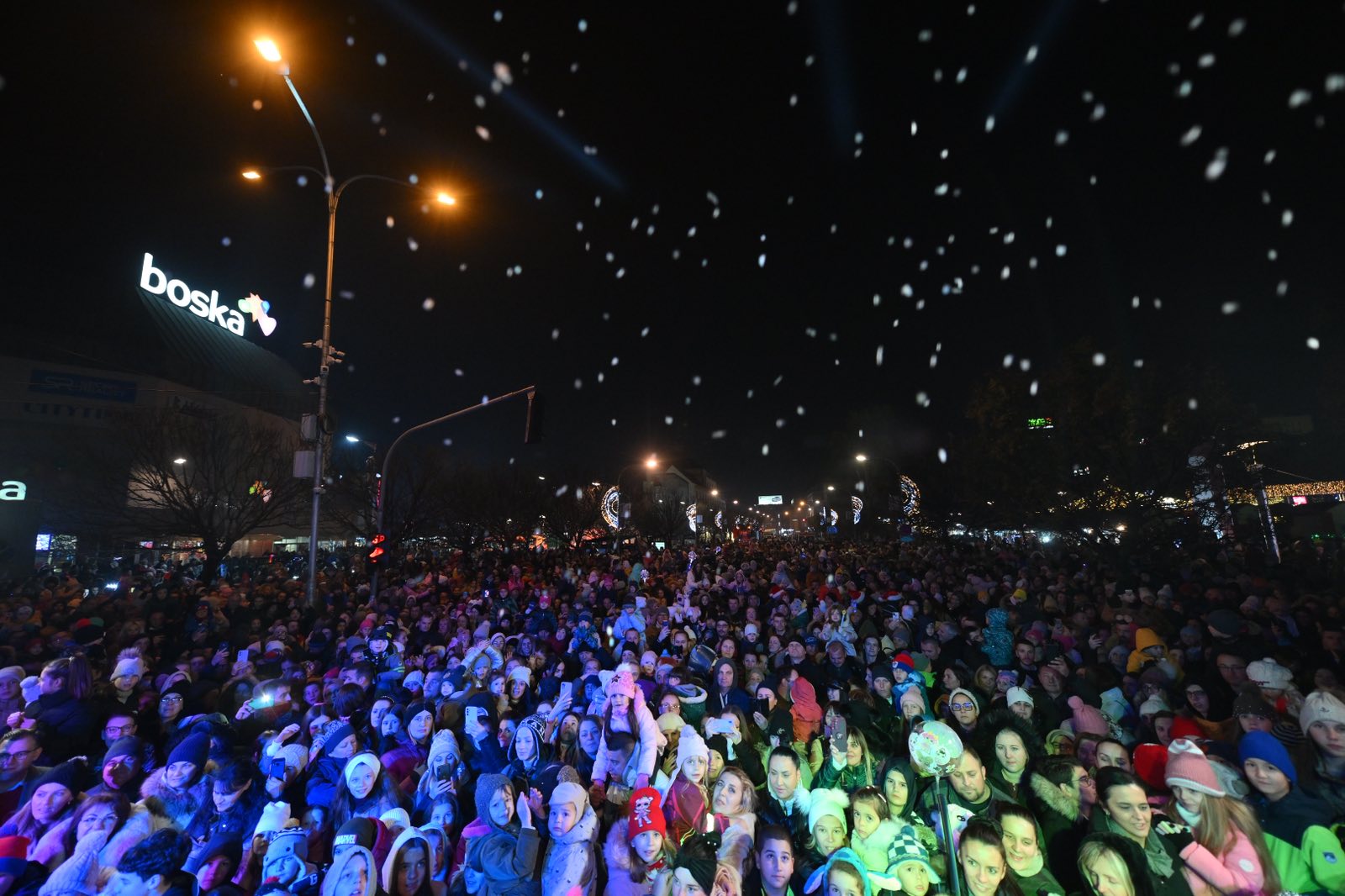 SMJEŠTAJA GOTOVO I NEMA VIŠE Banjaluka ponovo ruši rekorde posjećenosti za novogodišnje praznike