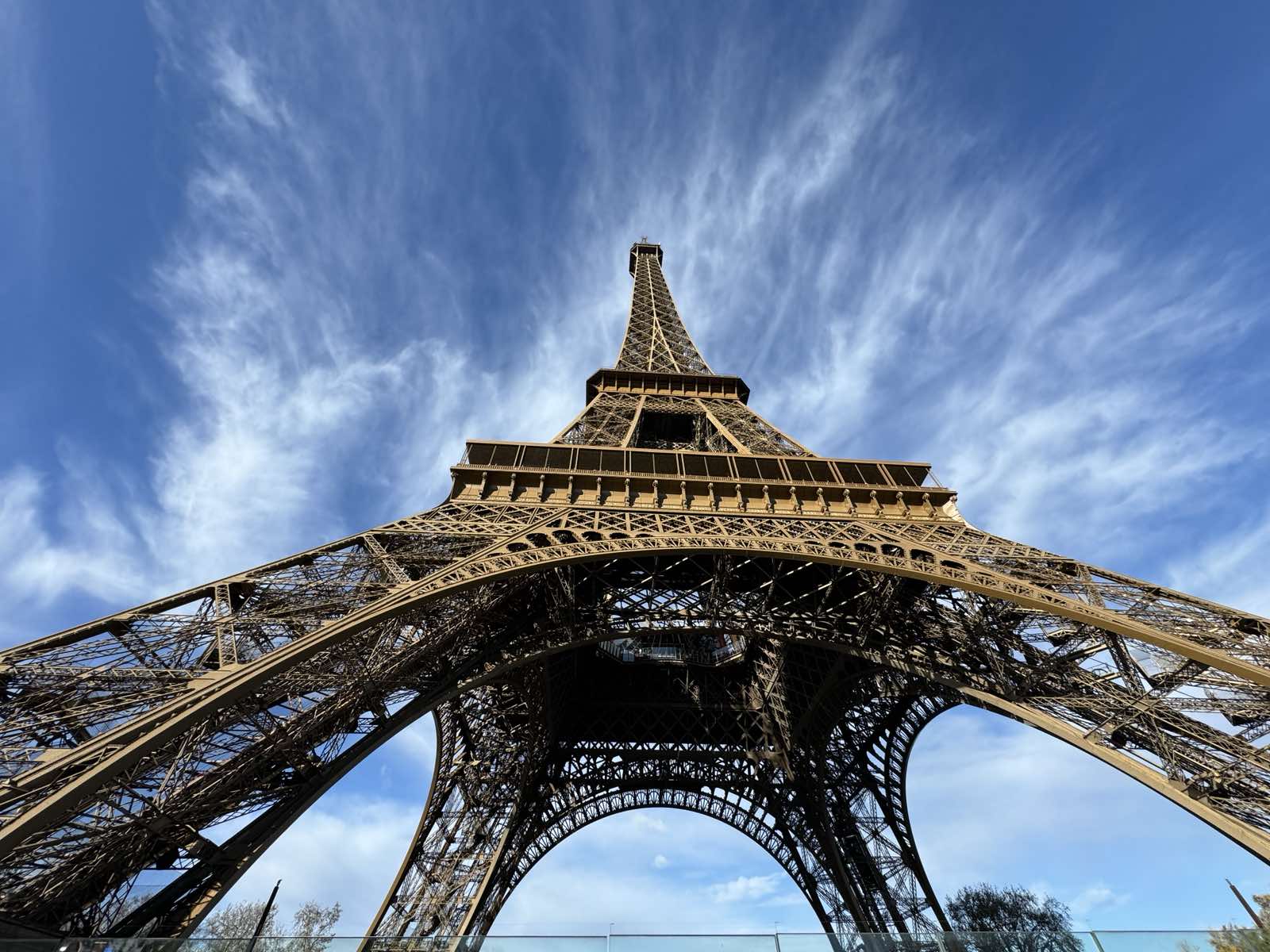 Premijer Lekornu predstavio sastav nove vlade