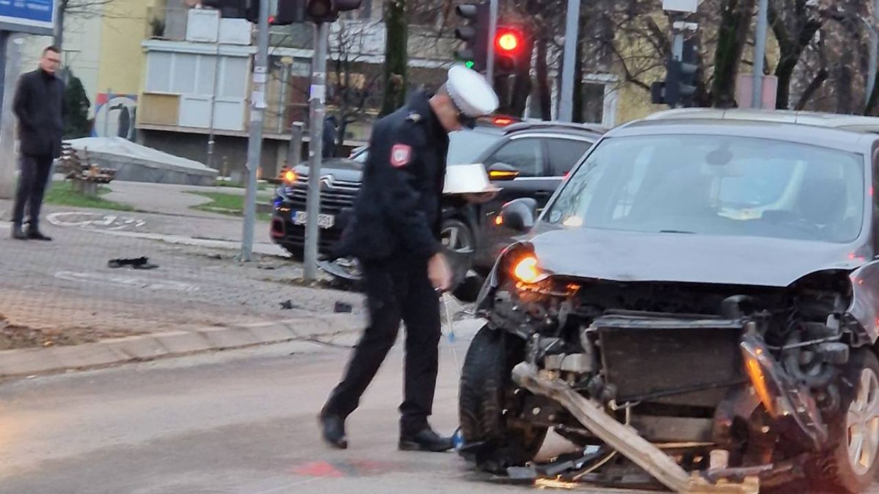 Sudar kod Gimnazije, nema povrijeđenih