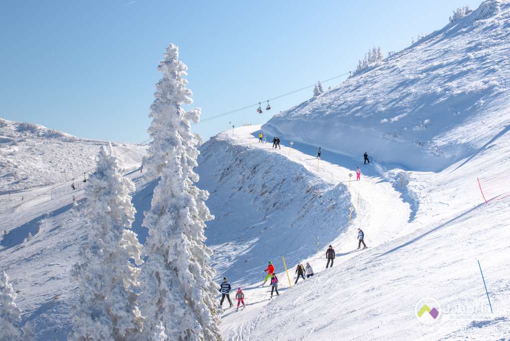 OC “Jahorina” do sada ugostio više od 70.000 skijaša