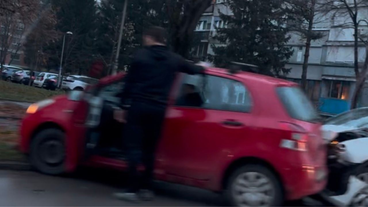 Žestok sudar u Banjaluluci, saobraćaj se odvija sporije (VIDEO)