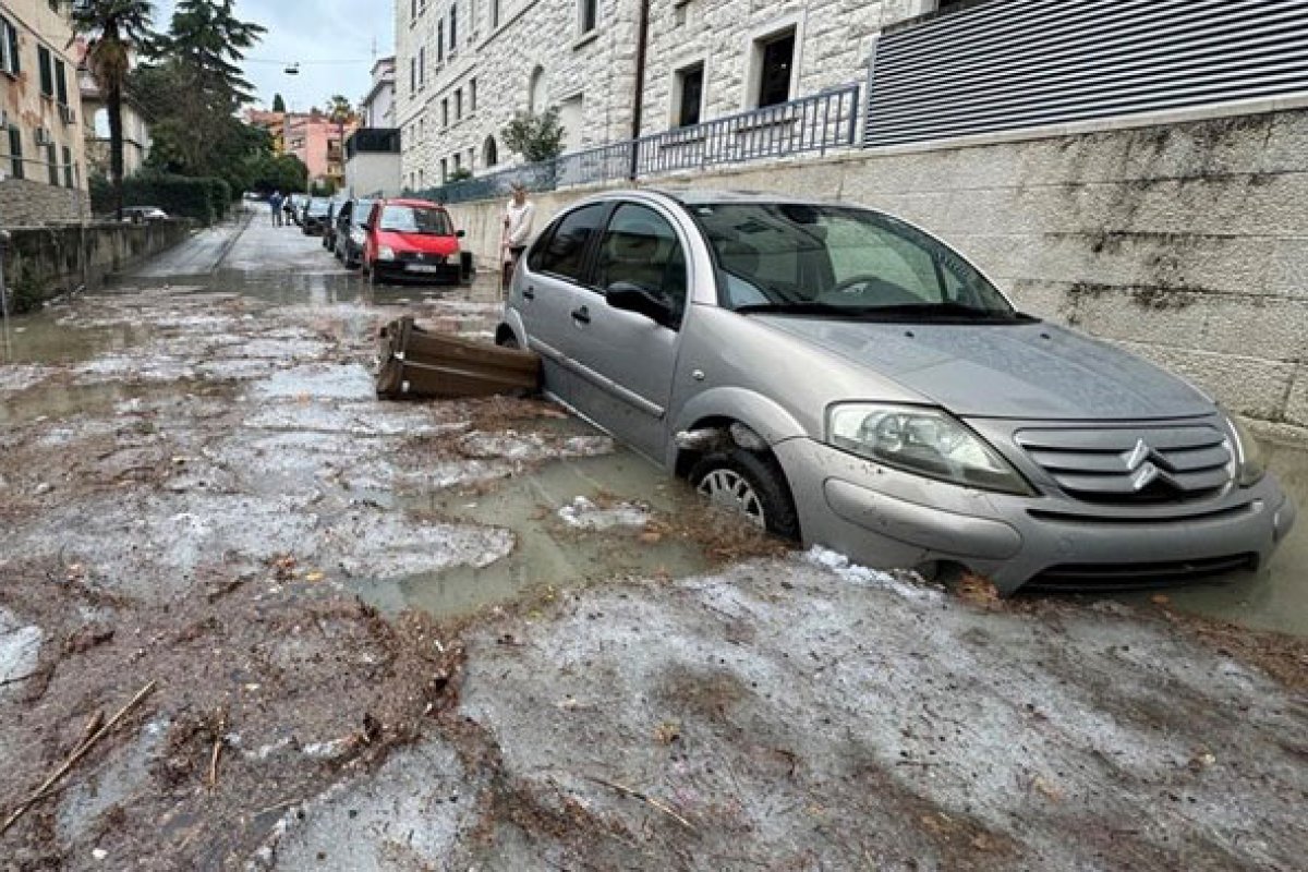 Snažno nevrijeme pogodilo Split