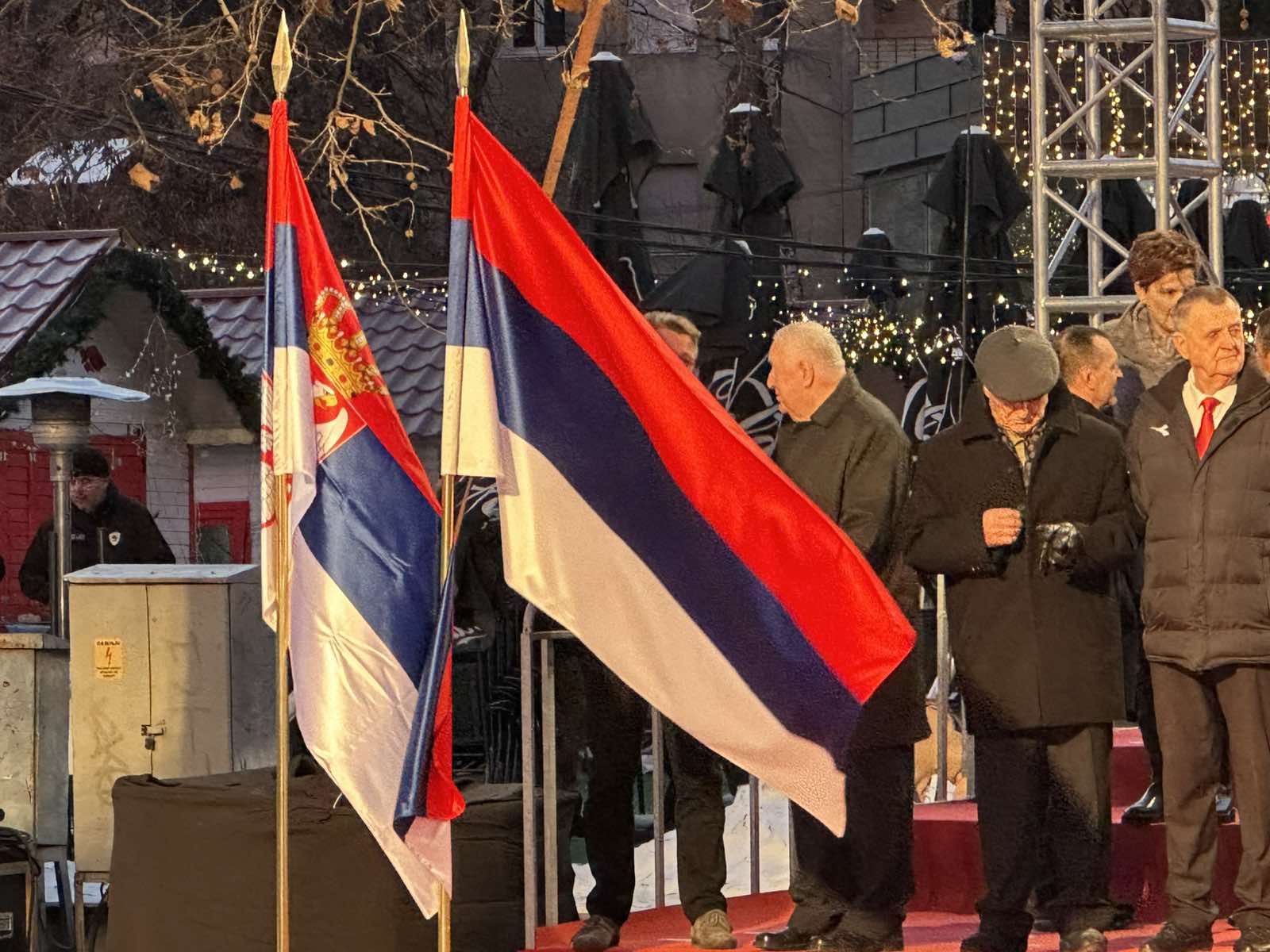 Svečani defile, centralni događaj obilježavanja Dana Republike (VIDEO)