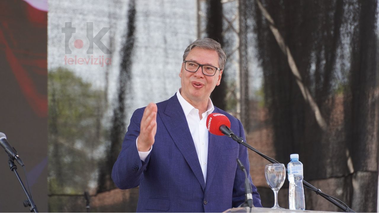 Vučić: Nastaviću da insistiram na dijalogu sa studentima