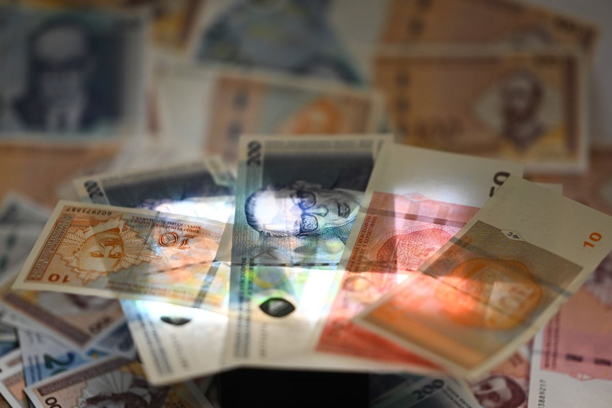 Porezi za godinu dana porasli za oko 1,2 milijarde KM