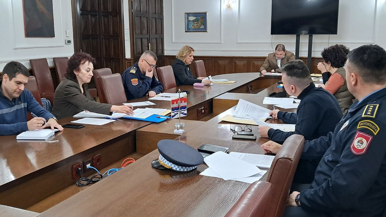 Gradski štab za vanredne situacije održao redovnu sjednicu, usvojeni programi rada
