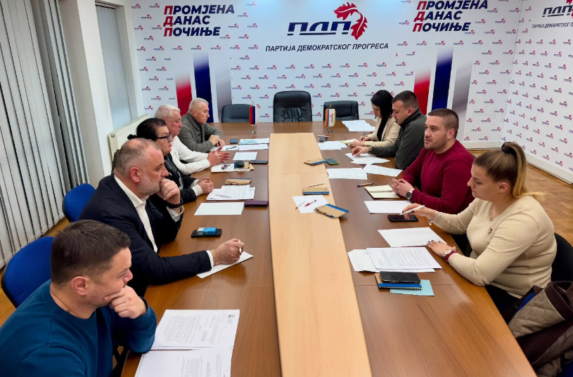 UOČI SJEDNICE SKUPŠTINE GRADA BANJALUKA Odbornici PDP-a dogovorili naredne korake