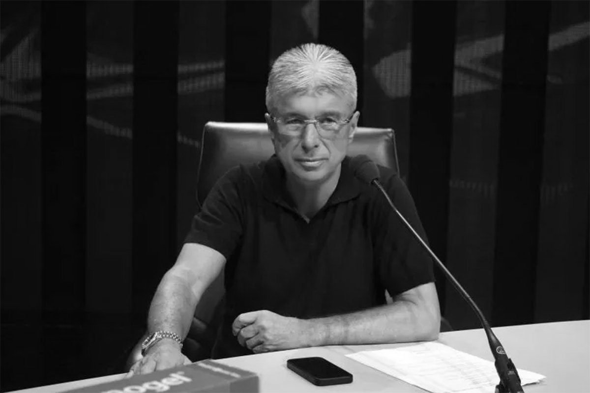 Umro Saša Popović