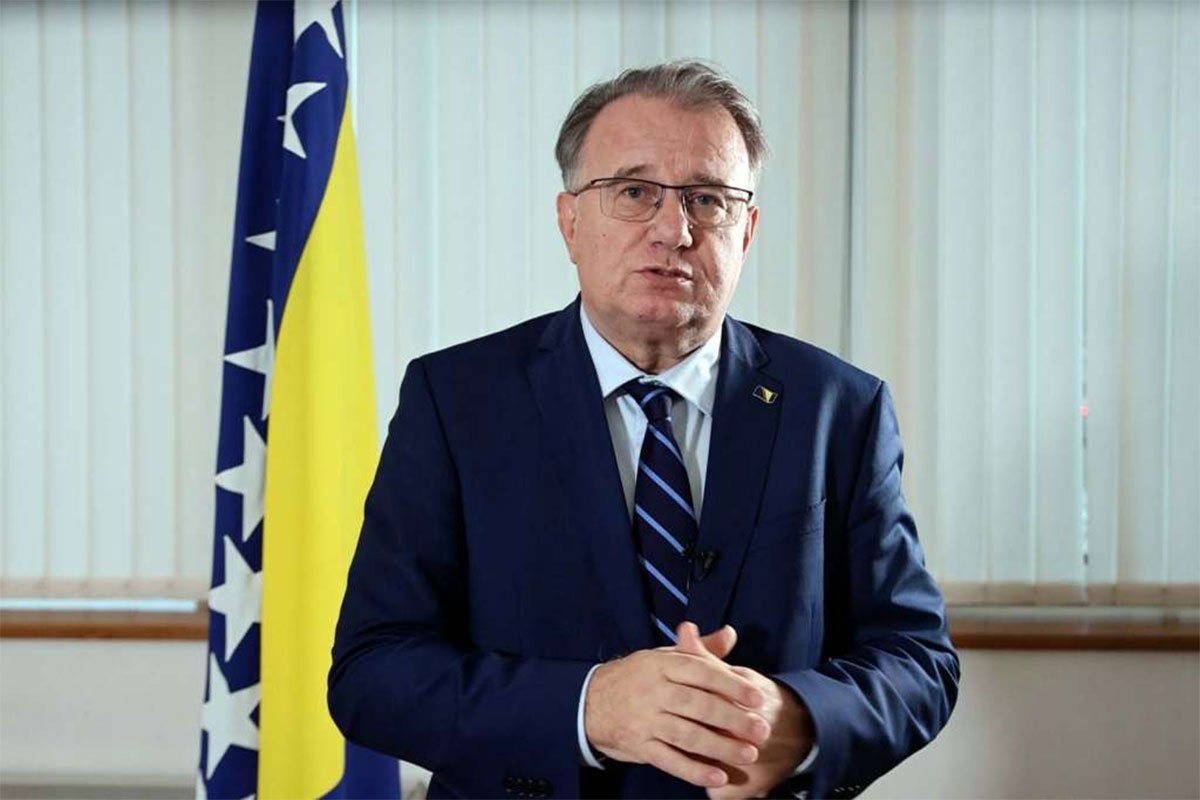 Nikšić: Dodik krenuo na put bez povratka