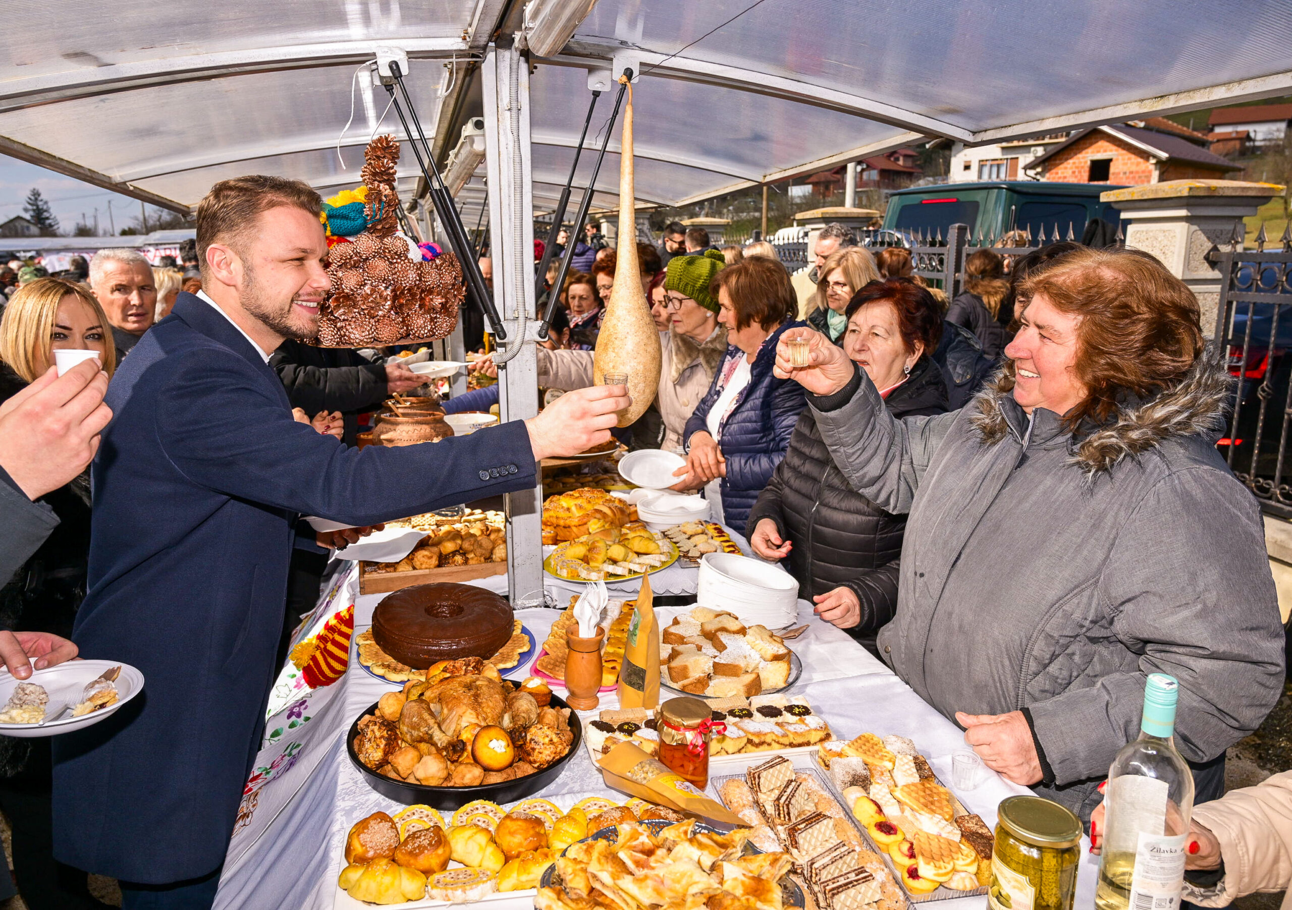 Obilježavanje 19. „Kozarskih poklada“, gradonačelnik: Ovi susreti čuvari su naše tradicije i običaja