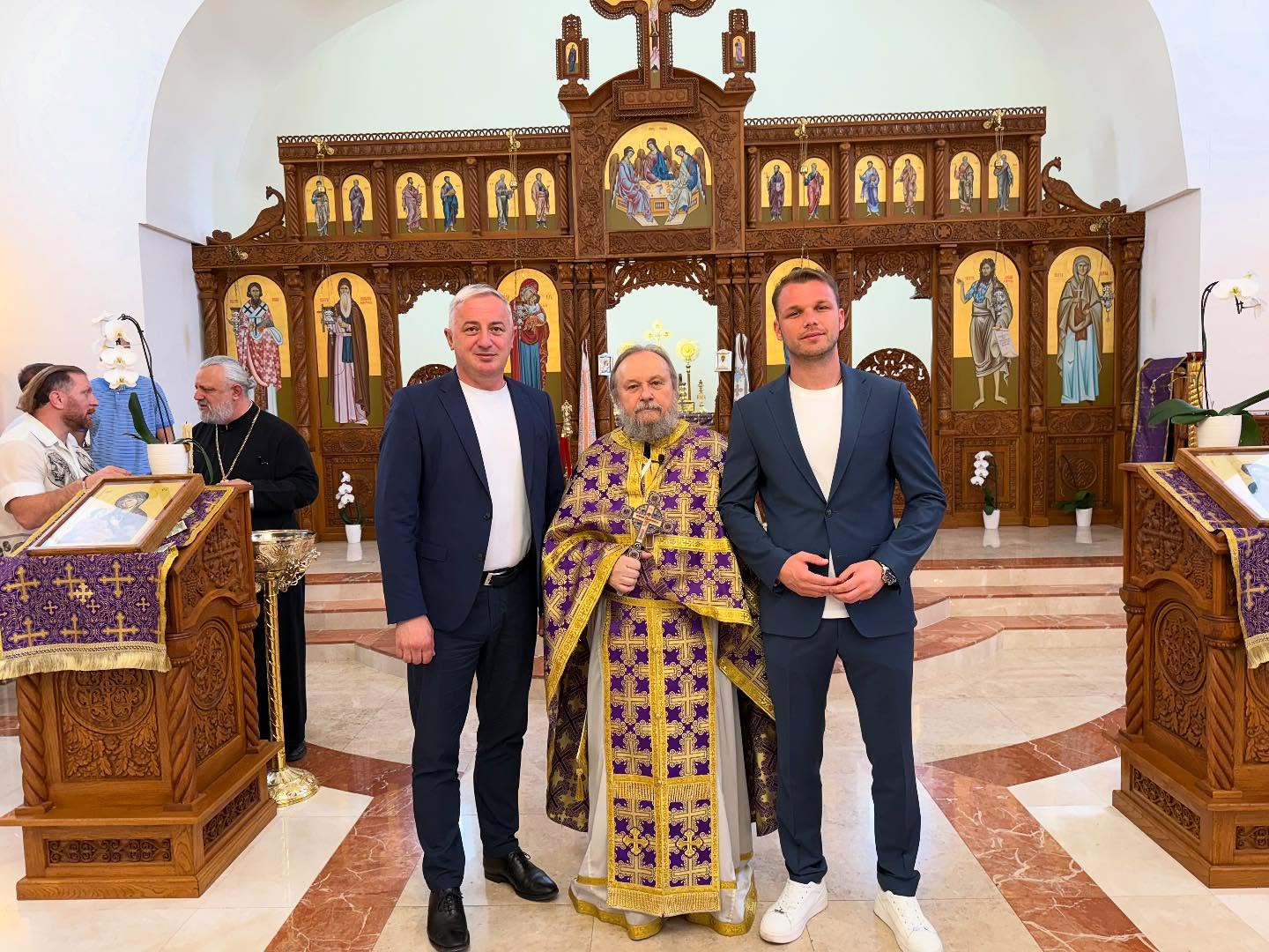 “Gdje god da se nalaze, Srbima srce kuca za korijenima” Stanivuković na liturgiji u Majamiju