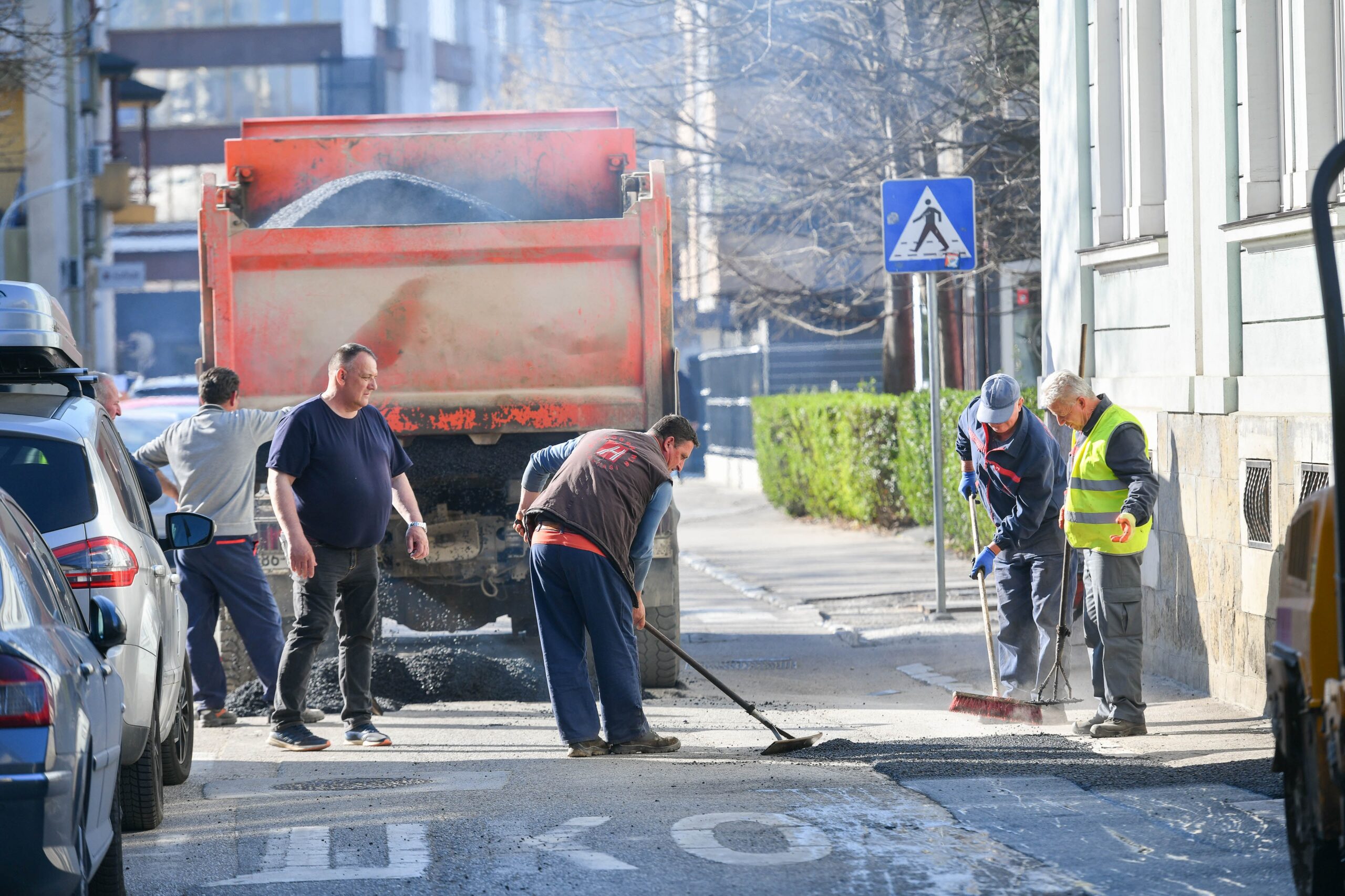 BANJALUKA U toku sanacija udarnih rupa u užem gradskom jezgru