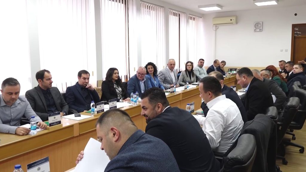 Miličević ne prestaje sa pritiscima na odbornike, ne bira sredstva da formira većinu