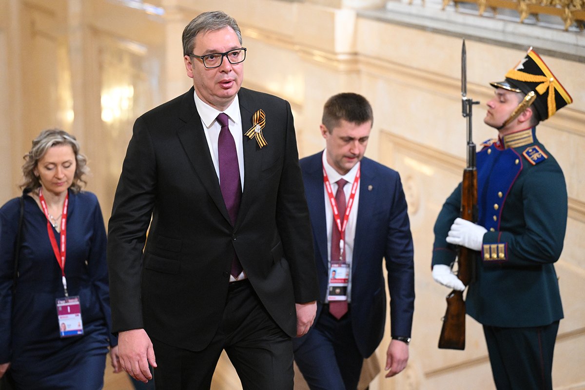 Vučić: Mnogo srdačnih susreta sa raznim liderima