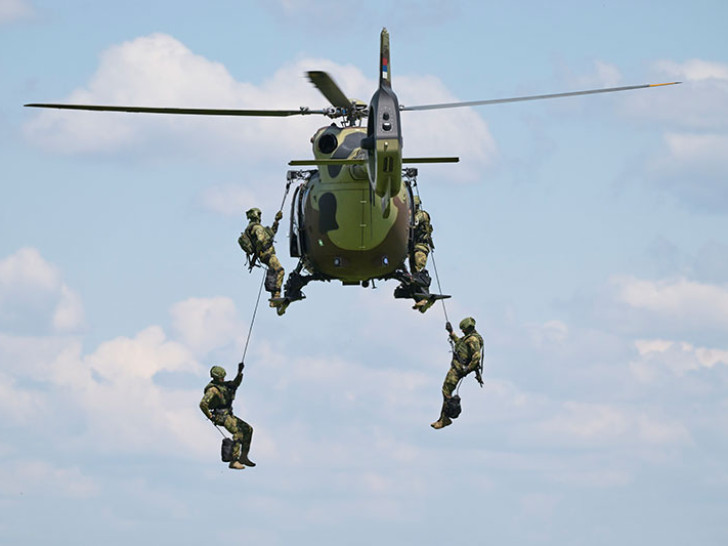 Pripadnici Vojske Srbije na helikopterskoj vježbi u Mađarskoj