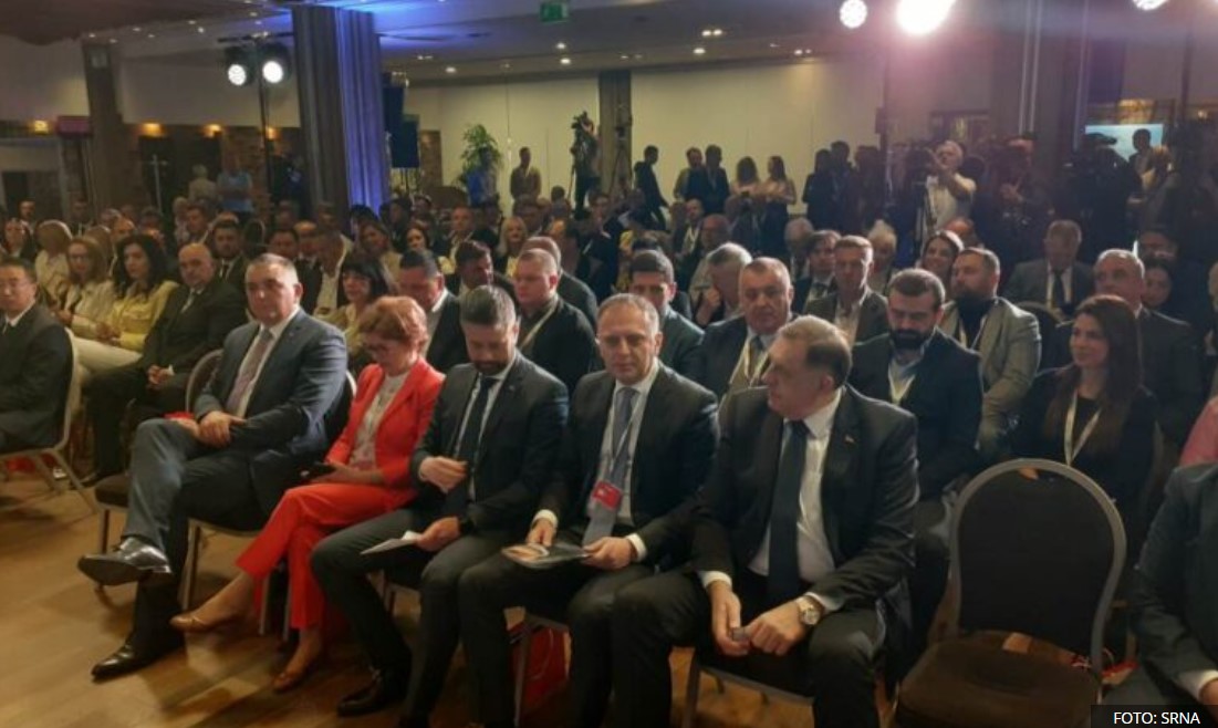 Otvoren ekonomski forum na Jahorini, prisustvuju Macut i Dodik