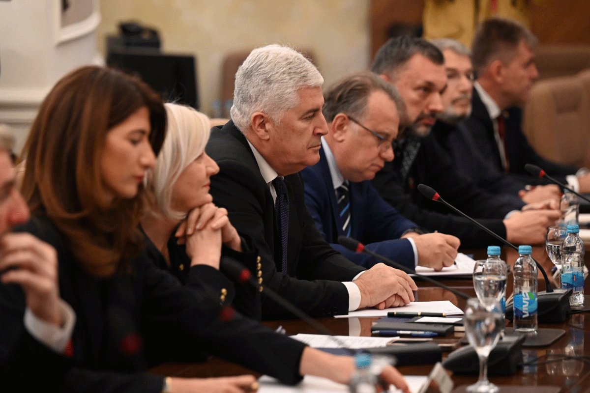 BiH propustila još jedan rok: Ništa od evropskog puta, hoće li “trojka” napustiti vlast?