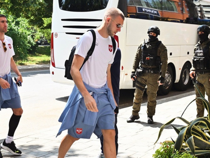 Antiteroristička jedinica pratila fudbalere Srbije