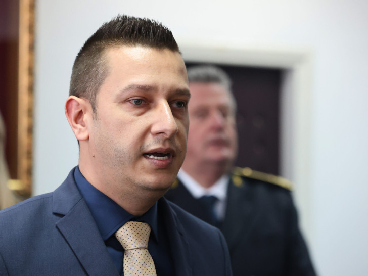 Goganović: Helez obmanjuje javnost, zbog njegove samovolje moguće američke sankcije