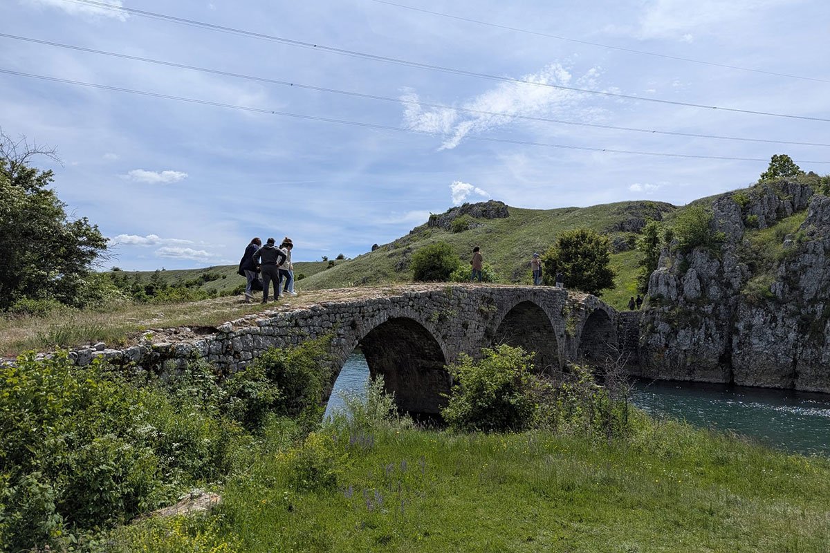 Ljudski nemar u Srpskoj doživljava vrhunac: Urušava se most star vijekovima