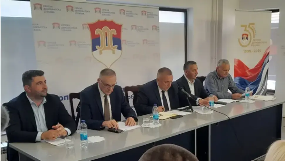 Napeto na Glavnom odboru SDS-a: Bosić napustio sjednicu