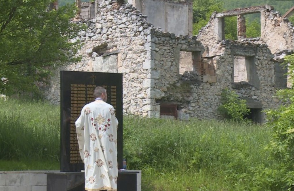 Obilježene 33 godine od svirepog ubistva 24 srpska civila