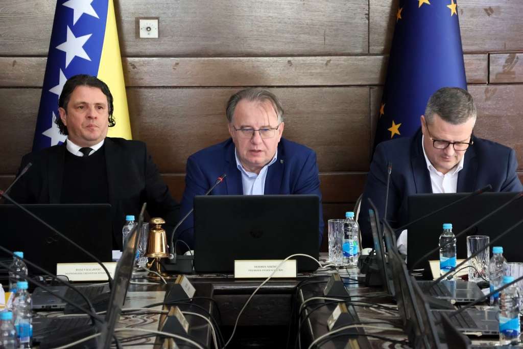 Vlada FBiH osigurala 8,4 miliona KM pomoći za 12.398 privatnih poslodavaca