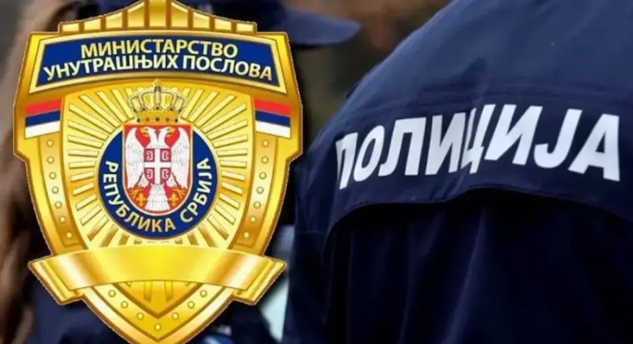 Stravičan zločin u Bajinoj Bašti: Ubio suprugu i sina (7)