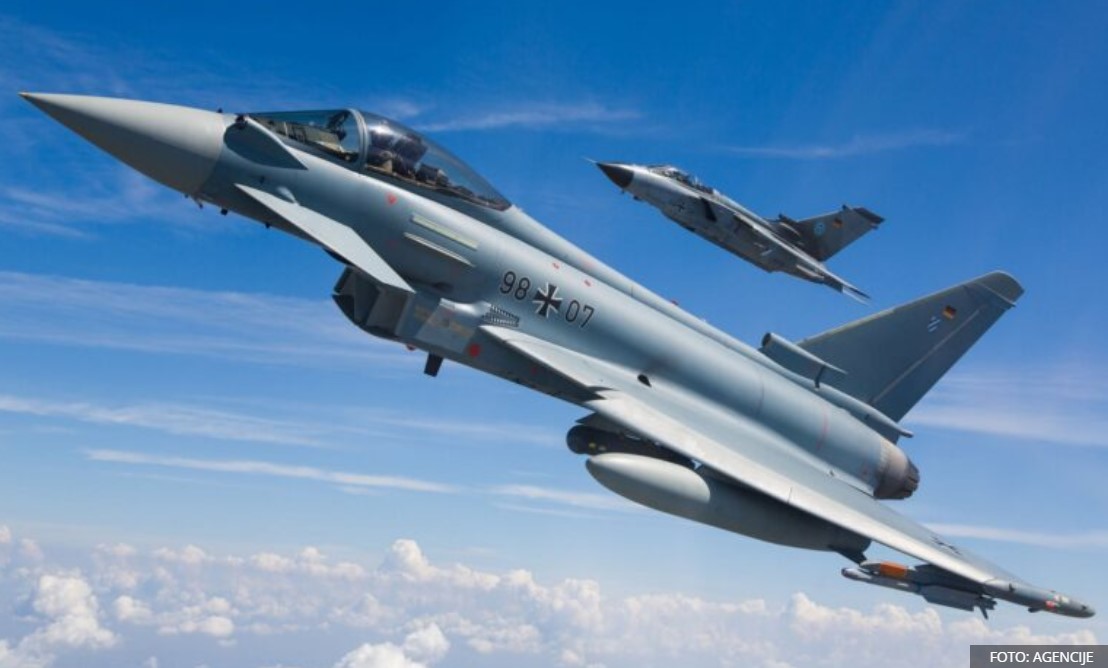 Kinezi laserom napali njemački avion