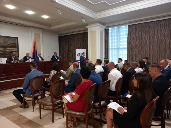 Savez opština i gradova usvojio deklaraciju povodom presude Dodiku, evo šta piše u njoj