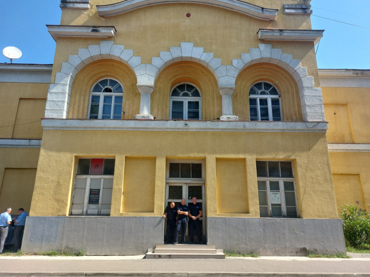 Mirna Savić Banjac spriječena da uđe u Sokolski dom