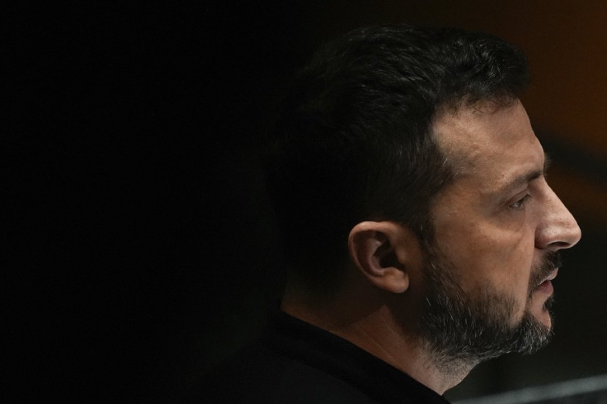 Zelenski odbio da povuče vojsku