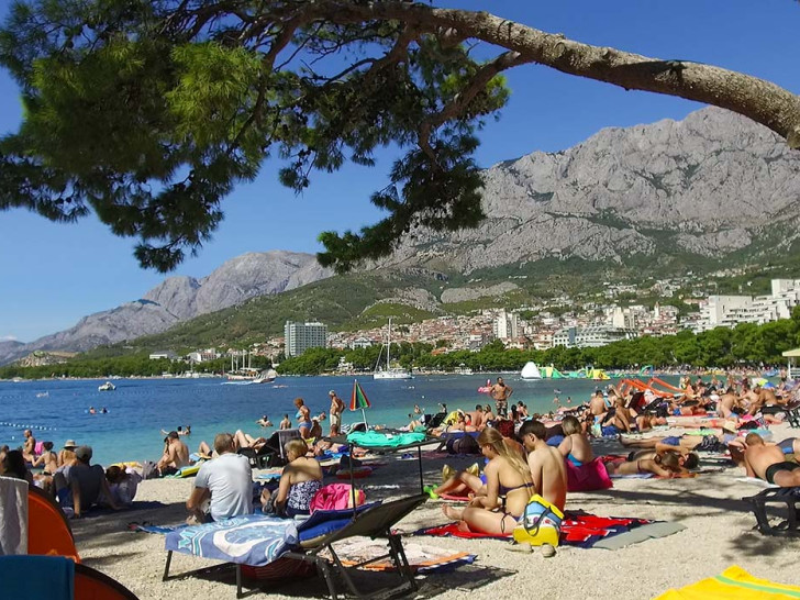 Makarska zavodi red: Ostavite li peškir naveče