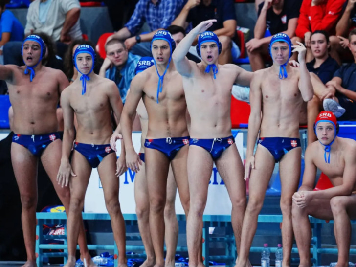 Mladi vaterpolisti Srbije osvojili srebro na EP, Crna Gora bolja u finalu