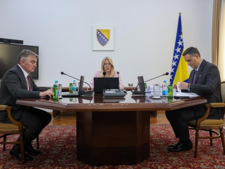 Bećirović i Komšić protiv kandidovanja Trampa za Nobelovu nagradu
