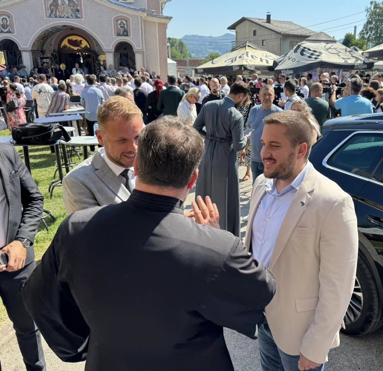 Drinić: Ponosno stojimo uz crkvu, narod i Republiku Srpsku