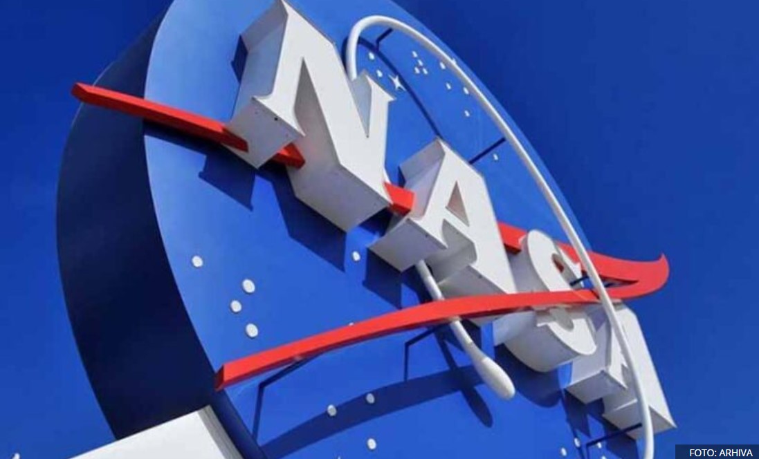 NASA otkrila: Meteorit stariji od Zemlje probio krov kuće u Americi