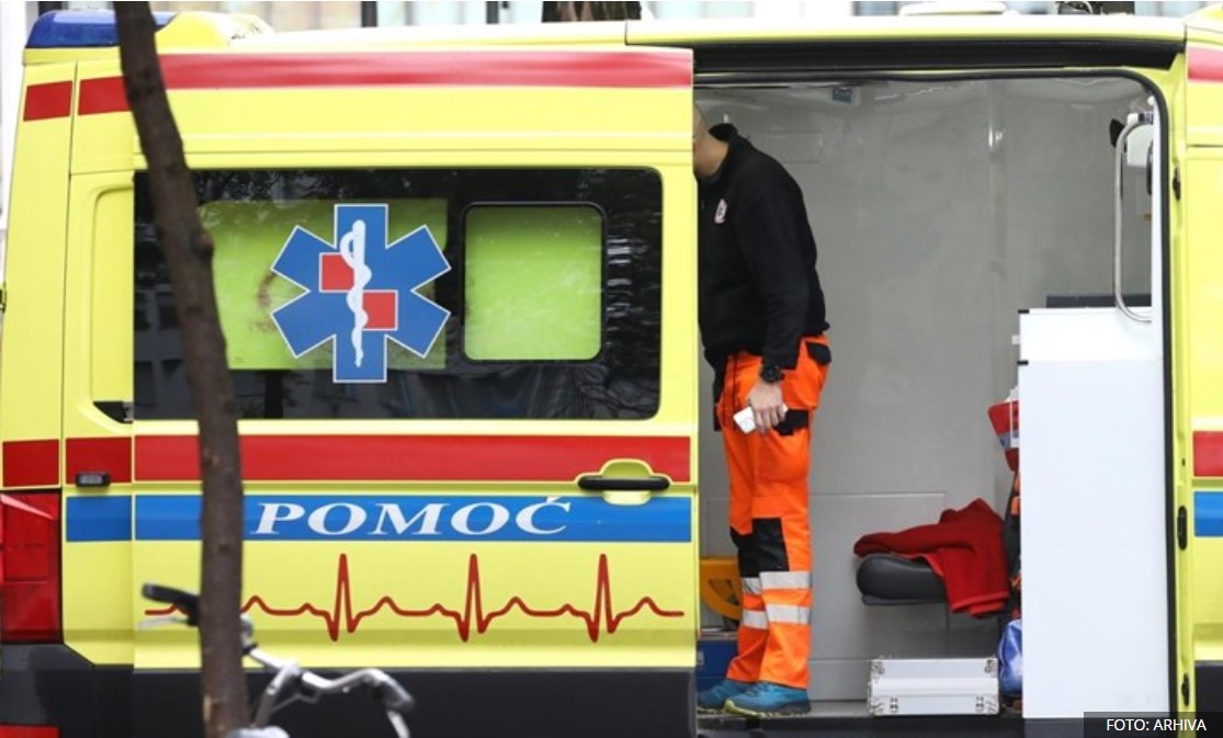 Horor scena u Hrvatskoj: Tijelo mrtve turistkinje Hitna pomoć izbacila iz vozila i ostavila na ulici