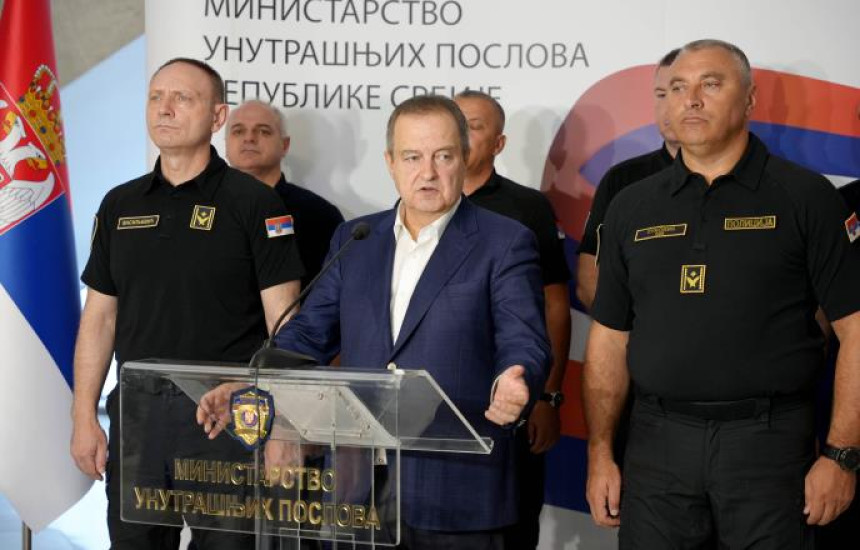 Dačić: Povrijeđeno šest policajaca, 38 lica uhapšeno