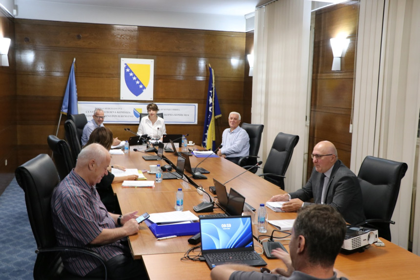 CIK BiH započela imenovanja predsjednika biračkih odbora i njihovih zamjenika