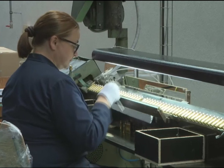 Fabrika municije u Konjicu stala bez srpskog baruta