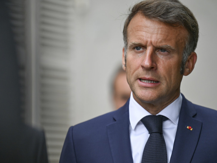 Makron šalje tri borbena aviona u Poljsku