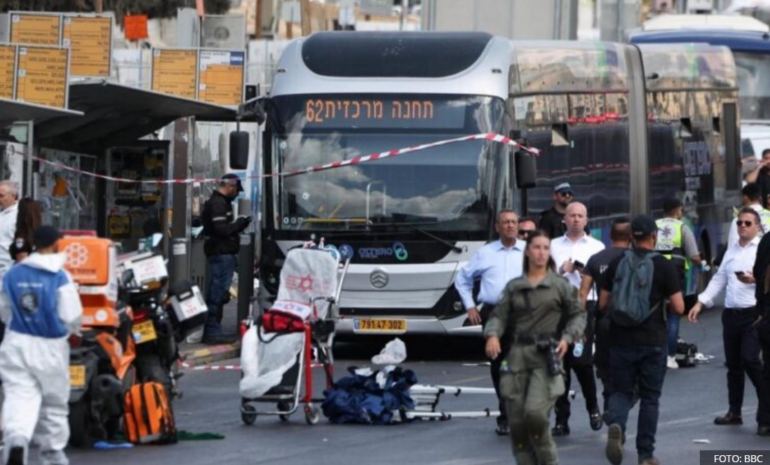 Naređeno rušenje kuća u rodnim gradovima napadača na autobus u Jerusalimu