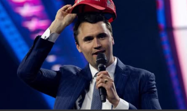 Kirk ubijen pred ženom i djecom